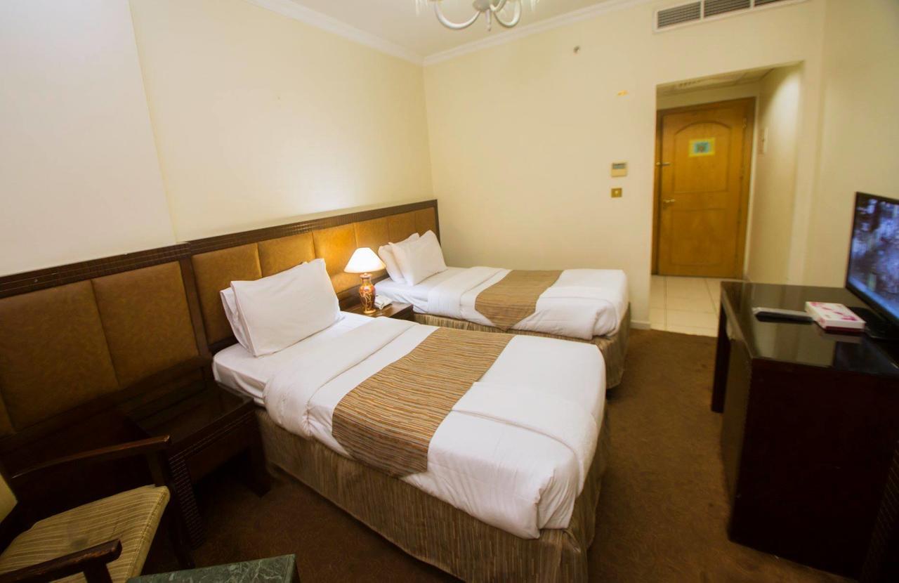 Anwar Al Zahraa Hotel Medina ภายนอก รูปภาพ