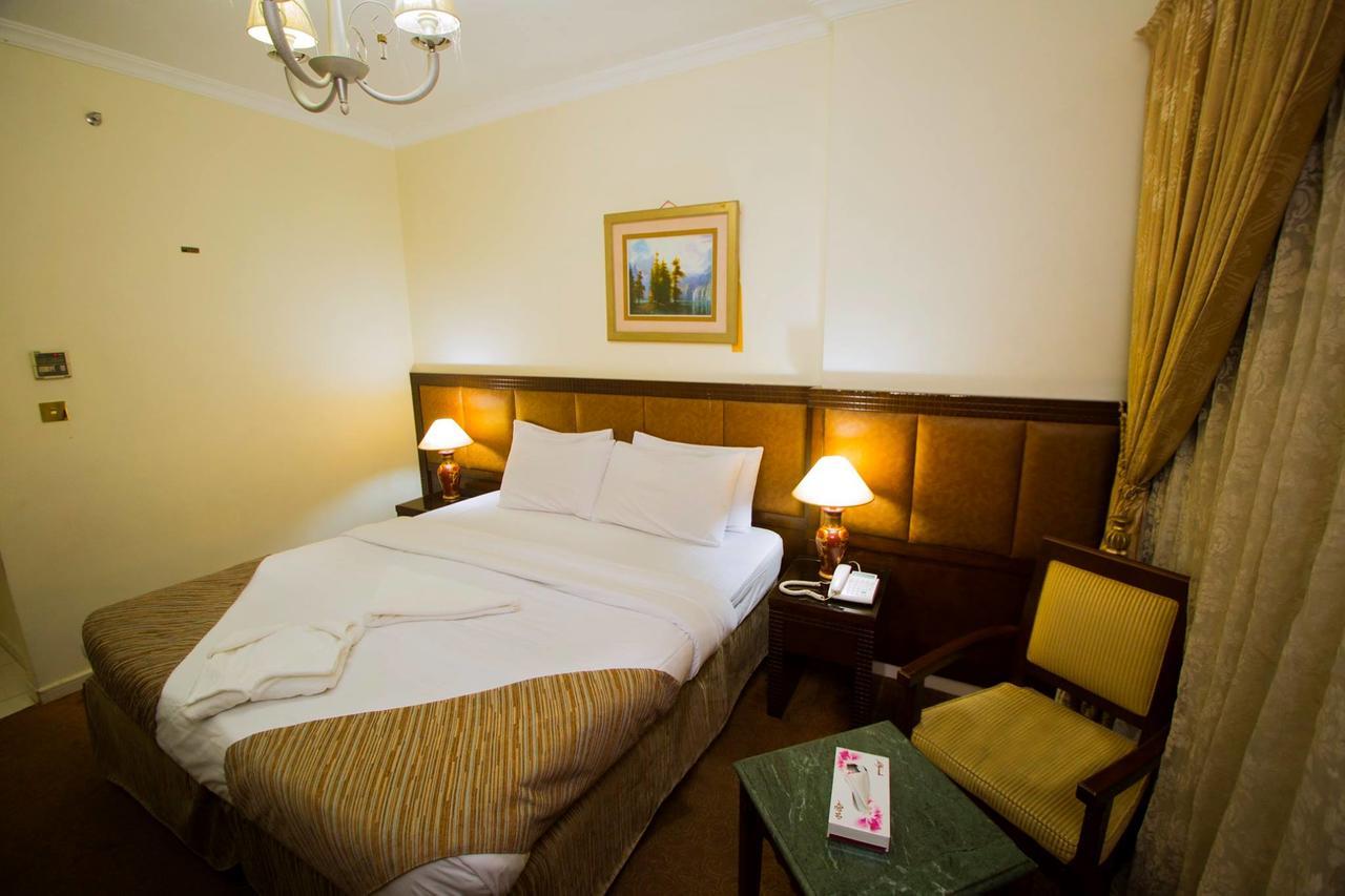 Anwar Al Zahraa Hotel Medina ภายนอก รูปภาพ